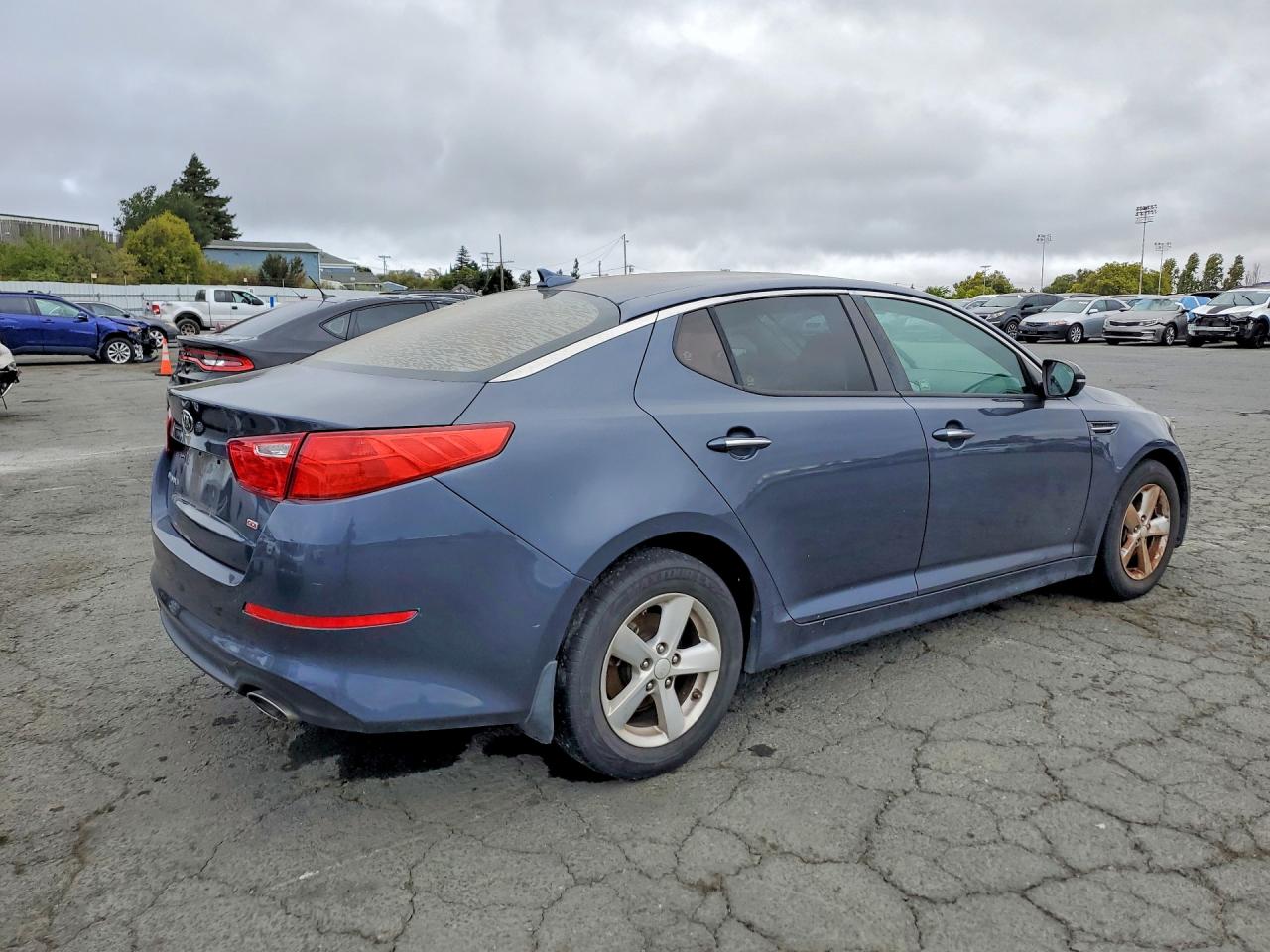 2015 Kia Optima Lx Blue vin: 5XXGM4A71FG485844