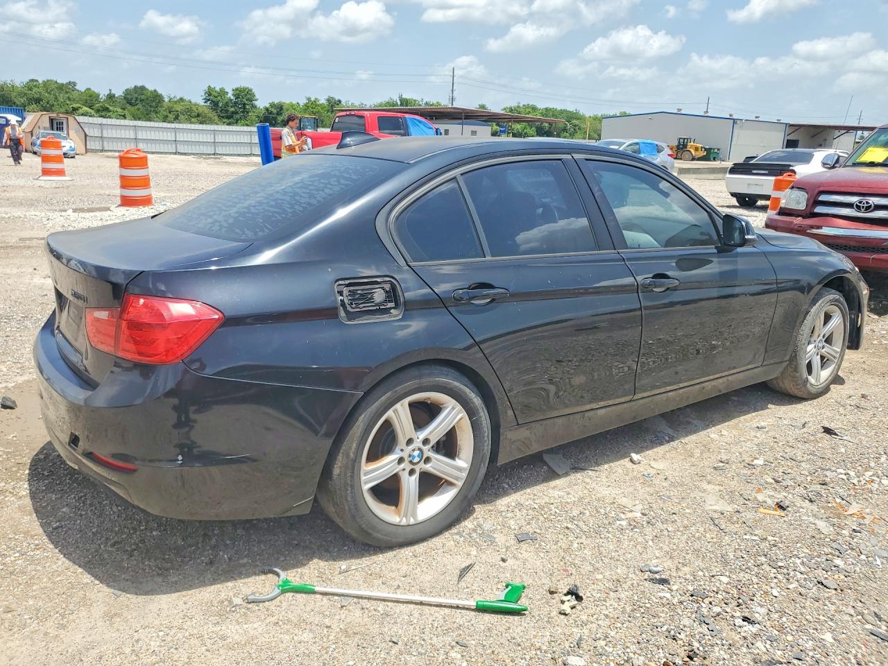 2014 Bmw 320 I Black vin: WBA3B1G52ENS80509
