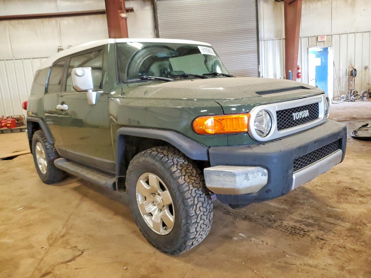 2010 Toyota Fj Cruiser Base Green vin: JTEBU4BFXAK093438