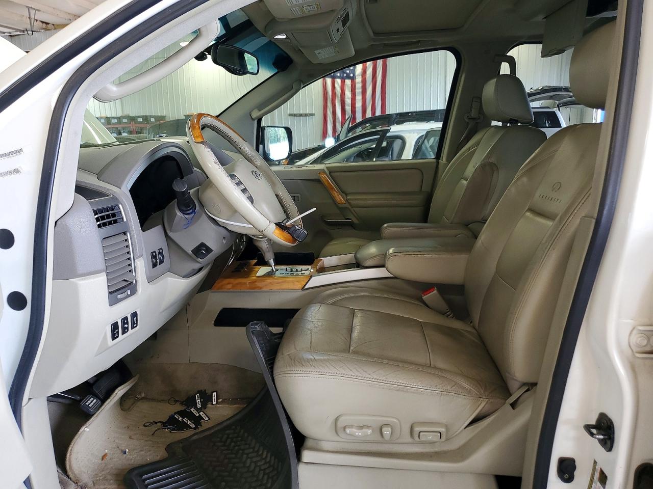 2005 Infiniti Qx56 Base White vin: 5N3AA08CX5N812922