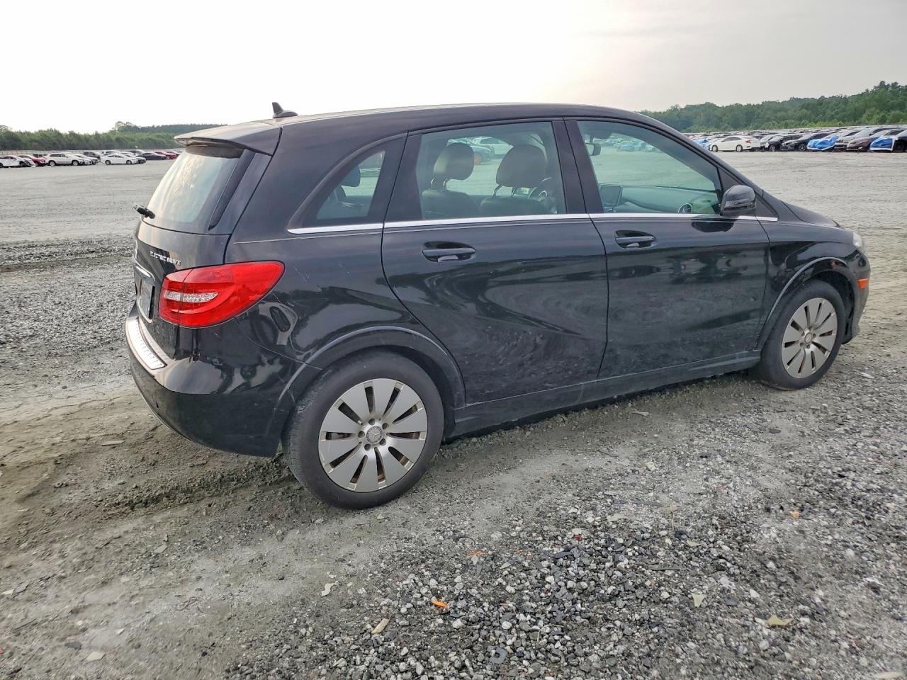 2014 Mercedes-benz B Electric Black vin: WDDVP9AB2EJ003477