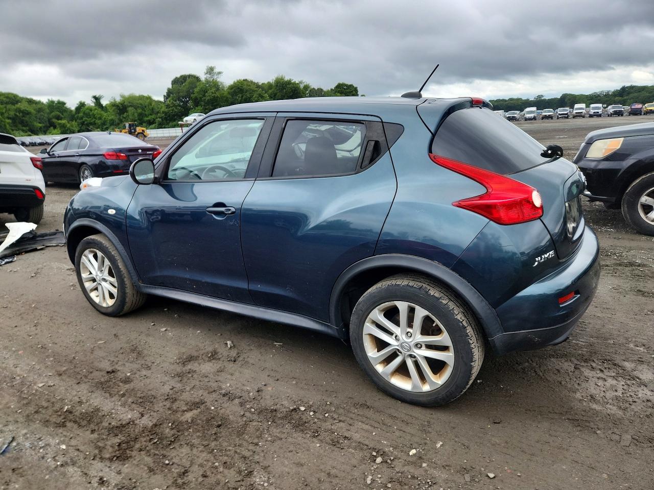 2011 Nissan Juke S Синий vin: JN8AF5MV6BT017428
