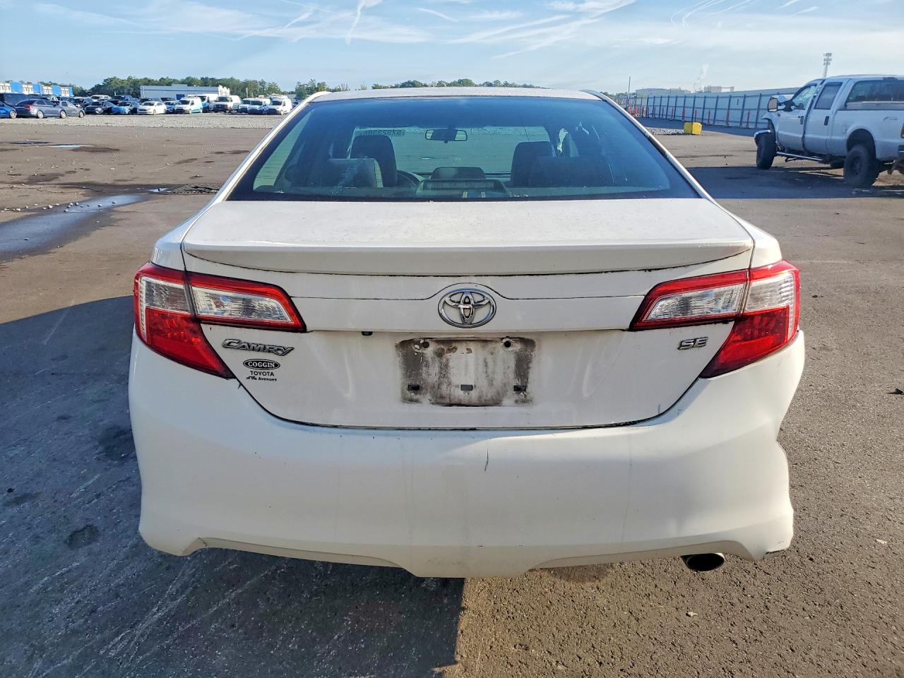 2014 Toyota Camry Se White vin: 4T1BF1FK3EU366696