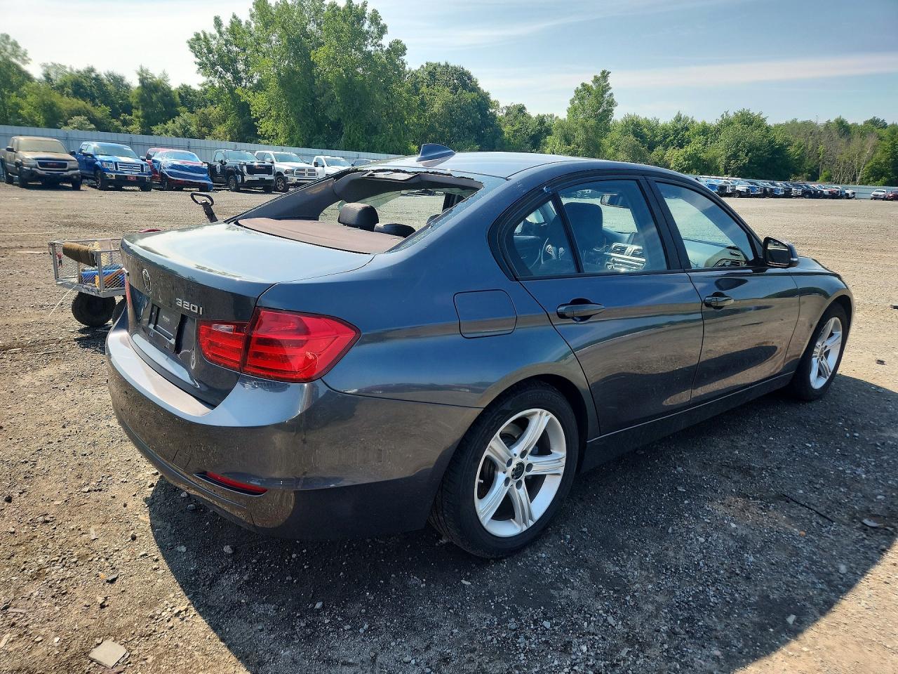 2015 Bmw 320 I Xdrive Gray vin: WBA3C3C59FK202035