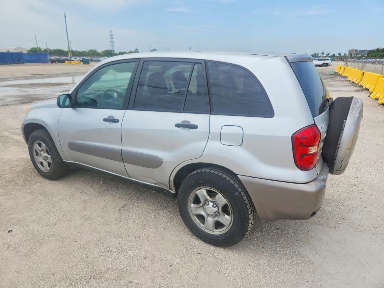 2005 Toyota Rav4 Base Gray vin: JTEGD20V250056695