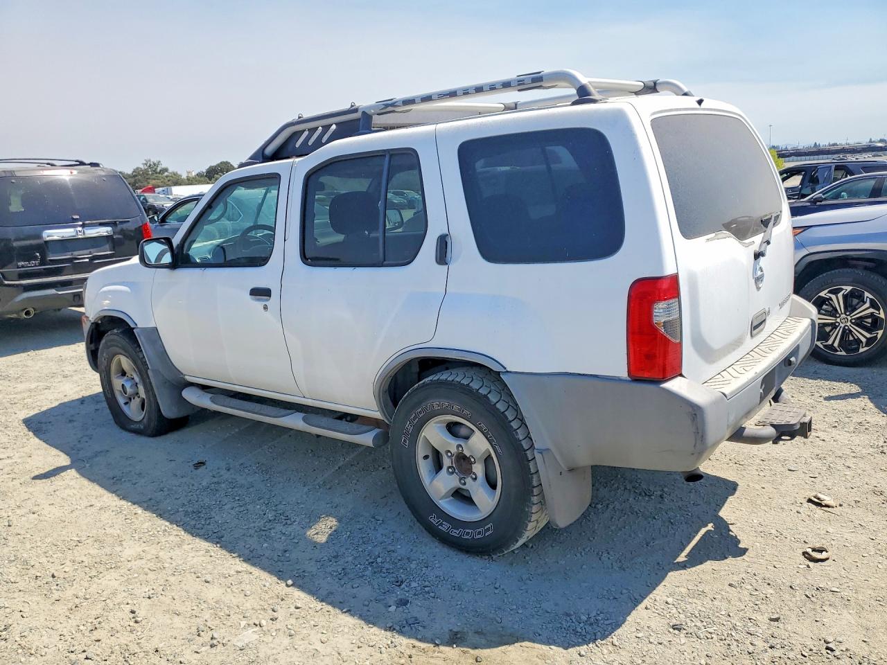 2004 Nissan Xterra Xe White vin: 5N1ED28Y54C601579