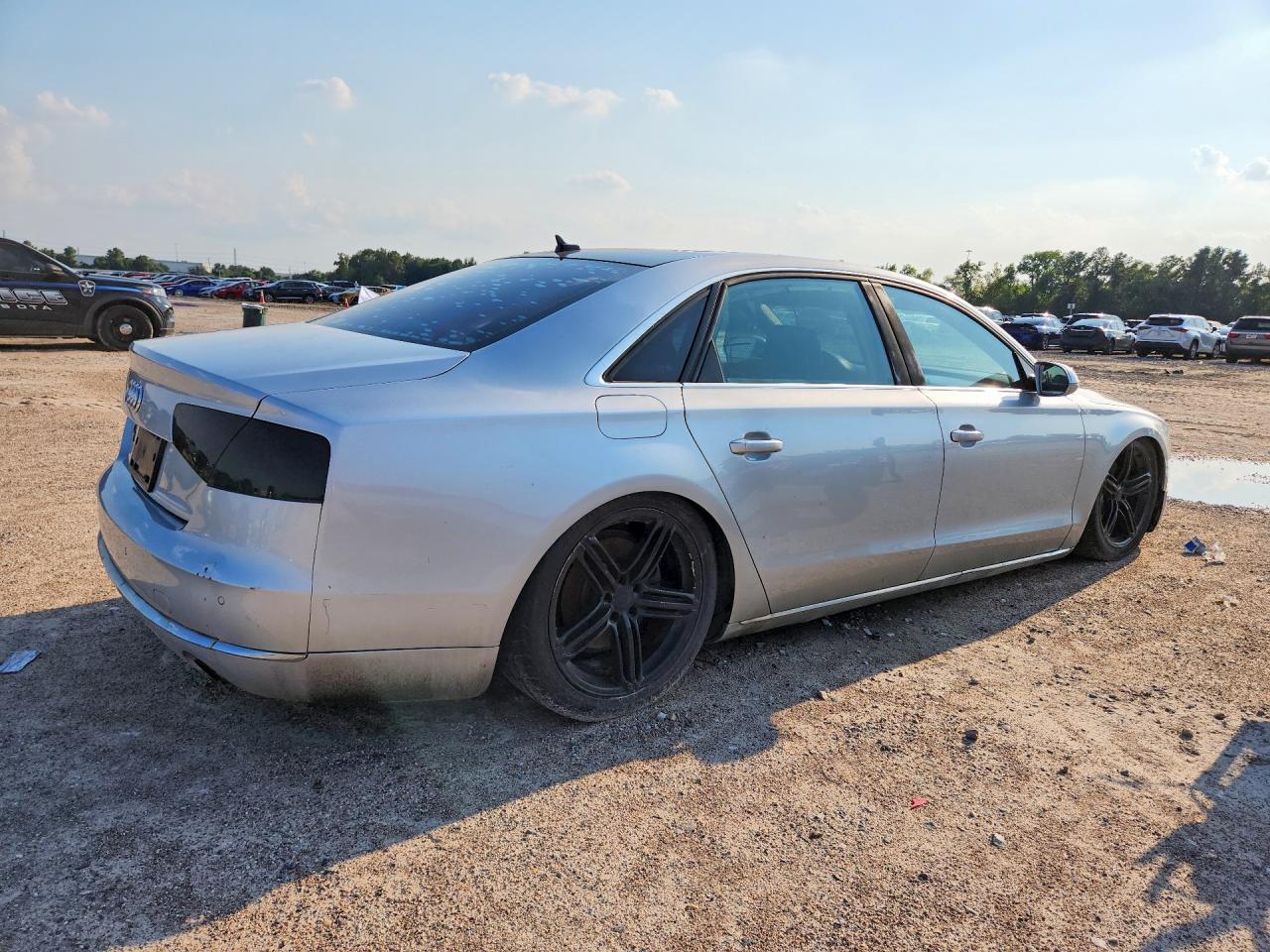 2013 Audi A8 L Quattro Серебряный vin: WAURGAFD4DN000530