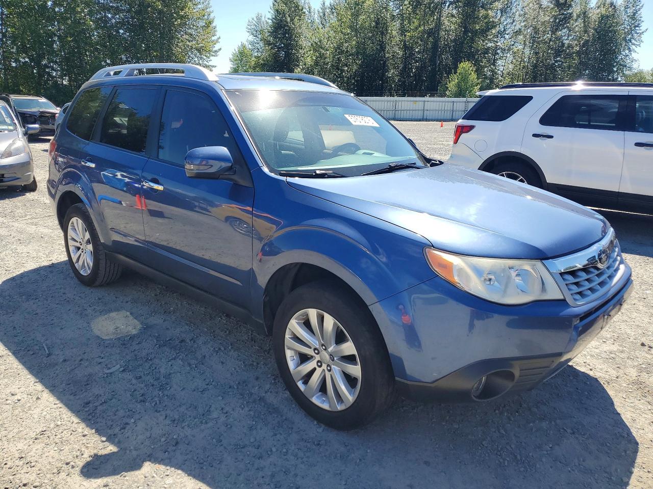 2011 Subaru Forester Touring Синий vin: JF2SHAGCXBH705319