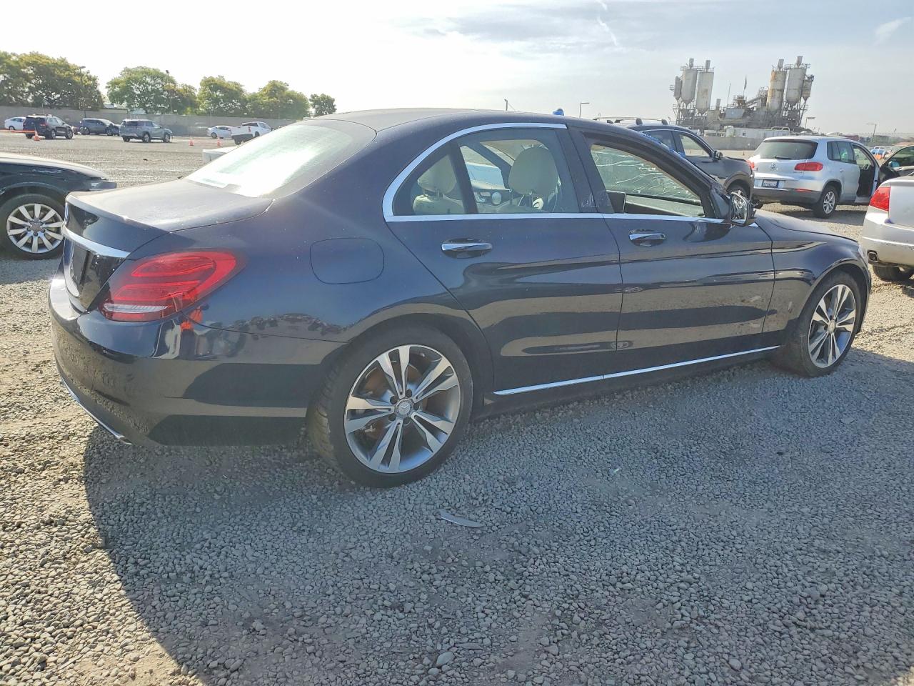 2015 Mercedes-benz C 300 4matic Синий vin: 55SWF4KB1FU019082