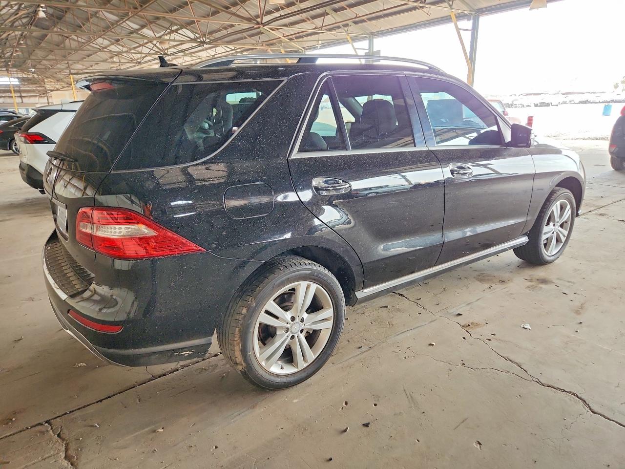 2015 Mercedes-benz Ml 350 Черный vin: 4JGDA5JB8FA530839