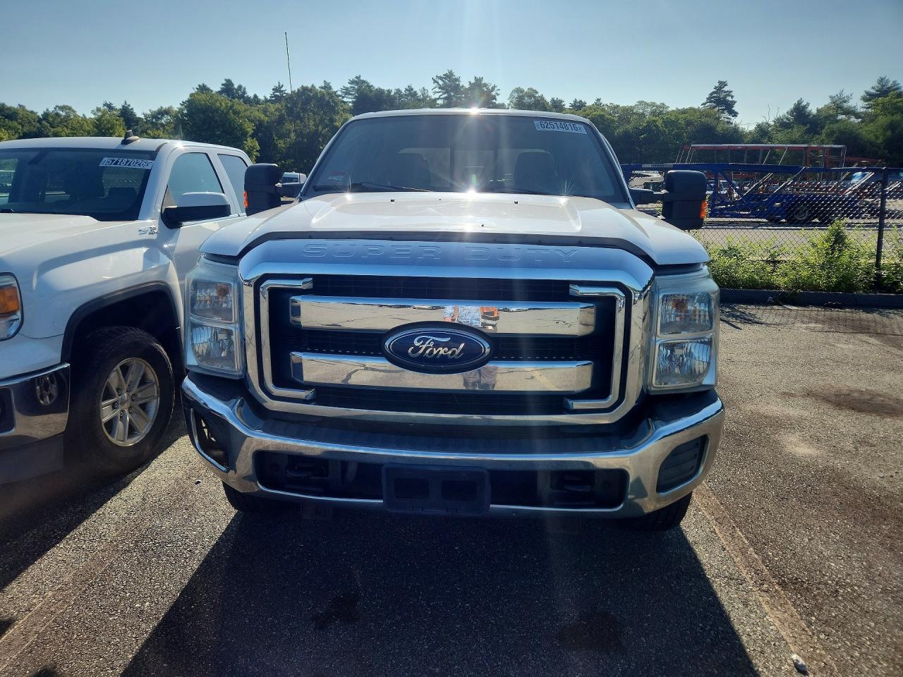 2011 Ford F250 Super Duty White vin: 1FT7W2B68BEC77088