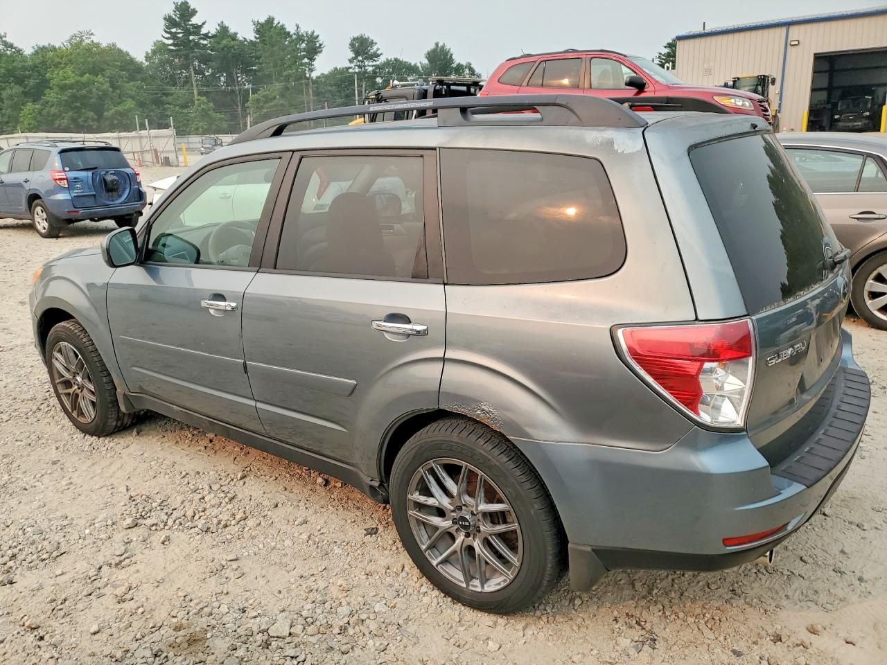 2009 Subaru Forester 2.5x Limited Green vin: JF2SH64609H792556