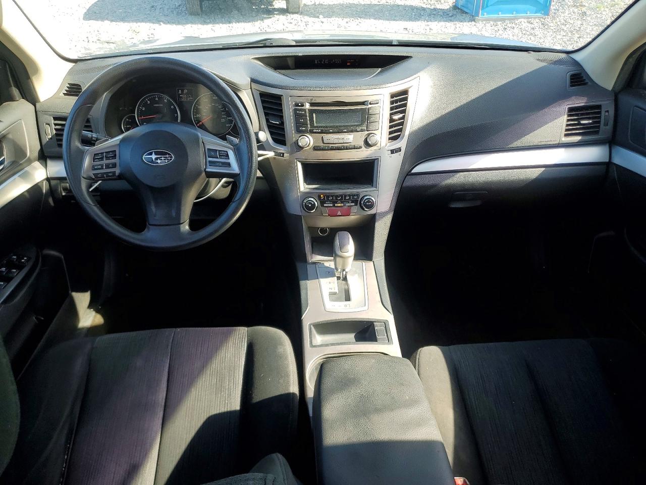 2014 Subaru Outback 2.5i Silver vin: 4S4BRBAC1E3307486