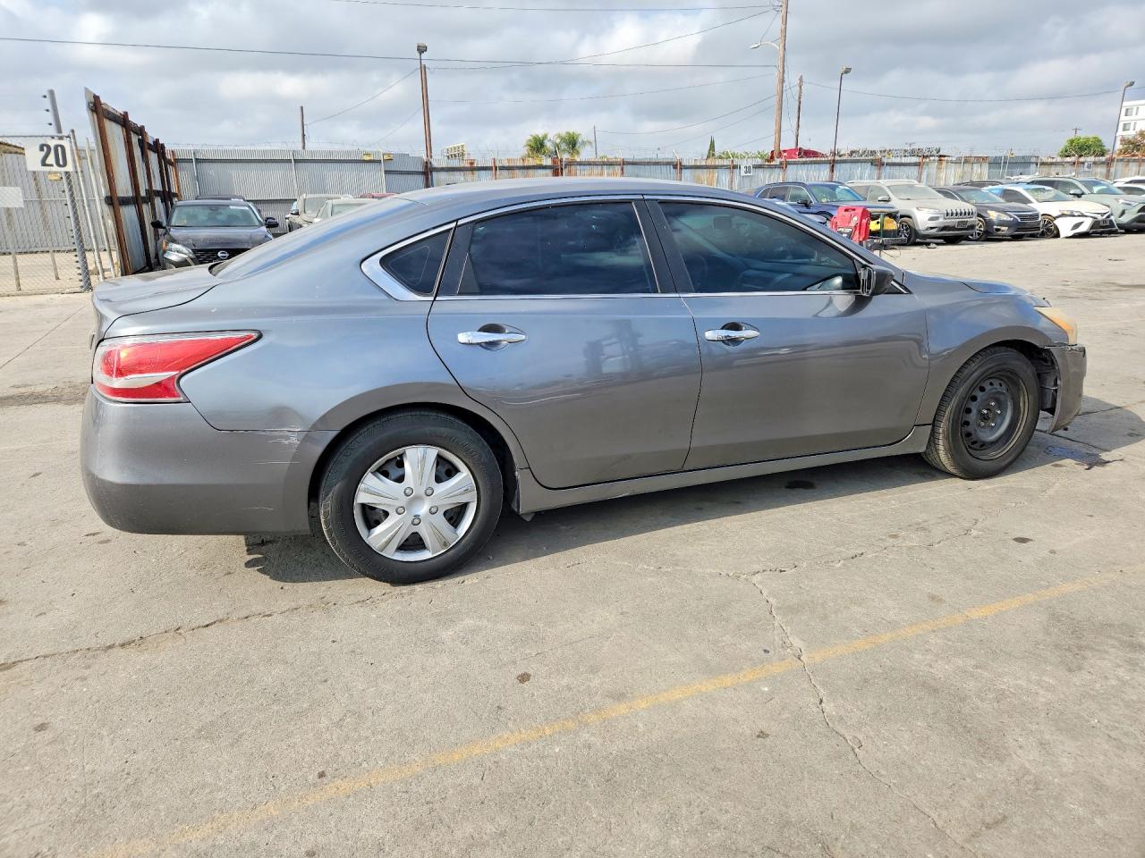 2014 Nissan Altima 2.5 S Gray vin: 1N4AL3AP7EC297174
