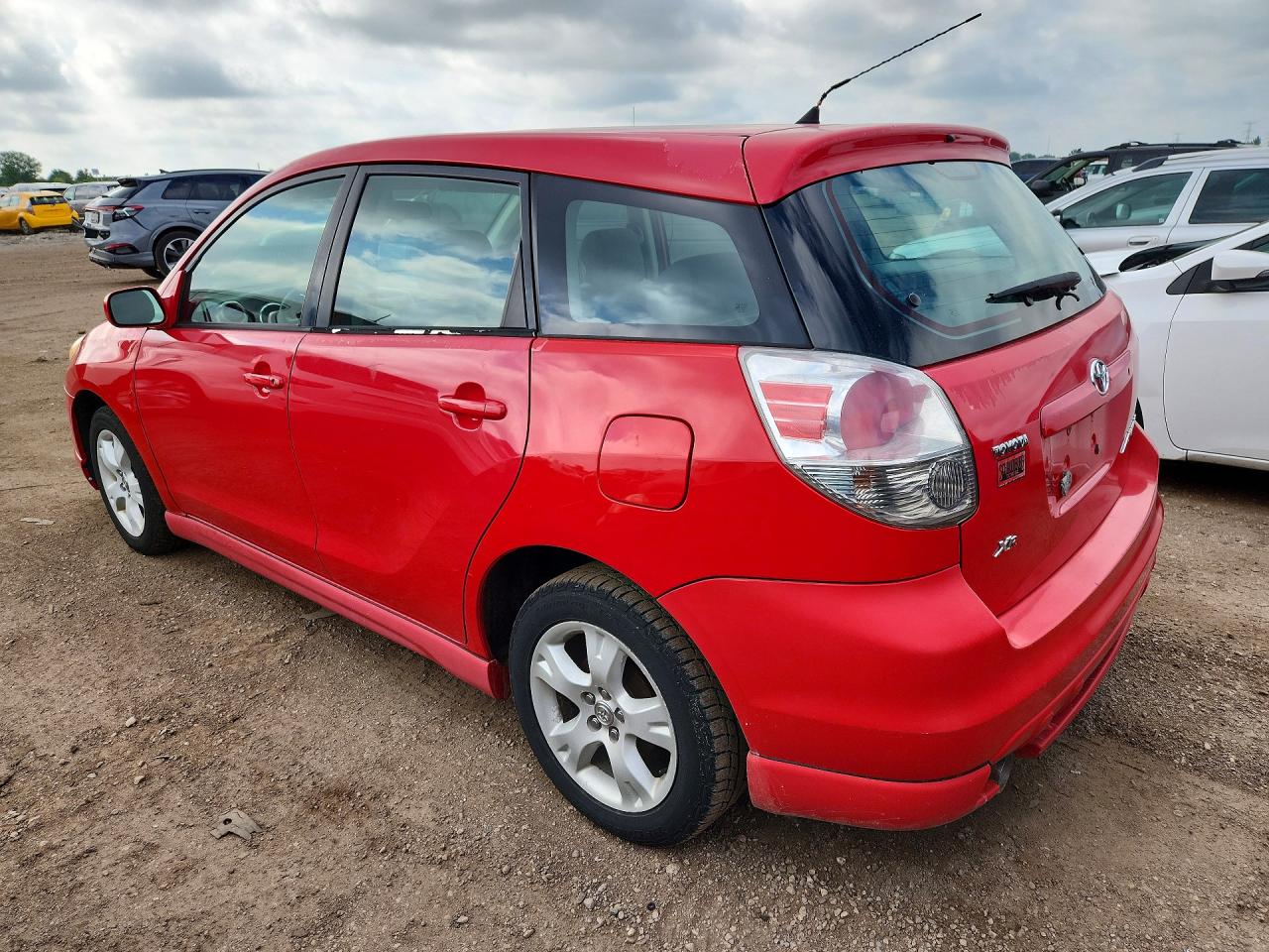 2005 Toyota Corolla Matrix Xr Красный vin: 2T1KR32E35C488592