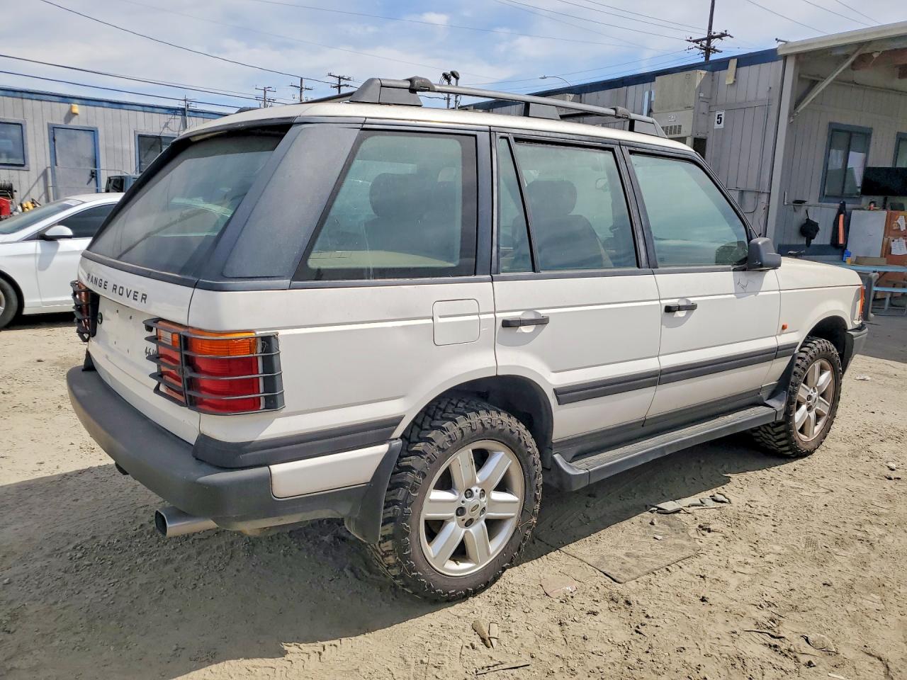 1995 Land Rover Range Rover 4.0 Se Long Wheelbase White vin: SALPV1243SA307450