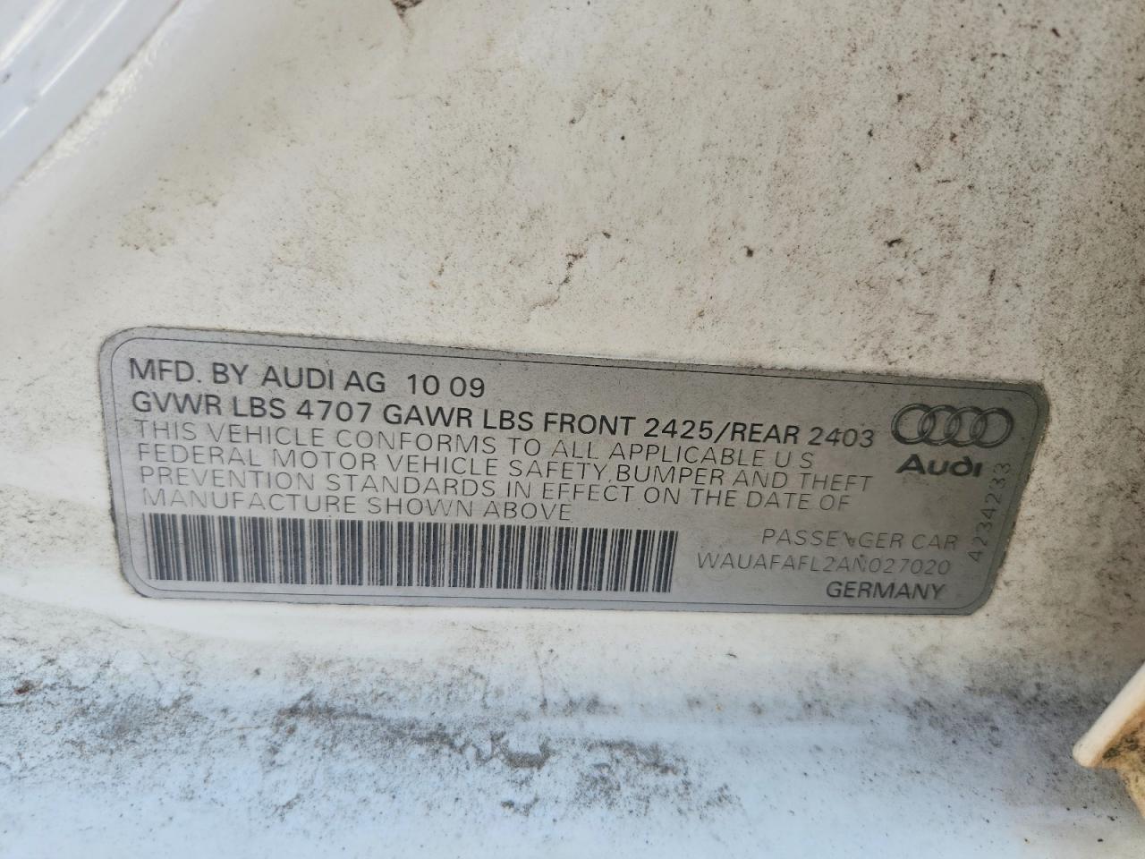 2010 Audi A4 Premium White vin: WAUAFAFL2AN027020