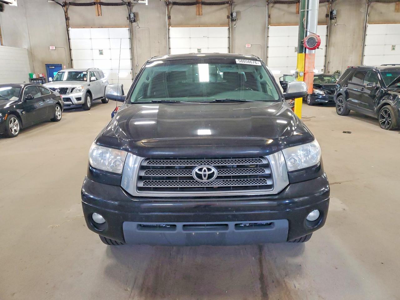 2008 Toyota Tundra Double Cab Limited Черный vin: 5TFBV581X8X078504