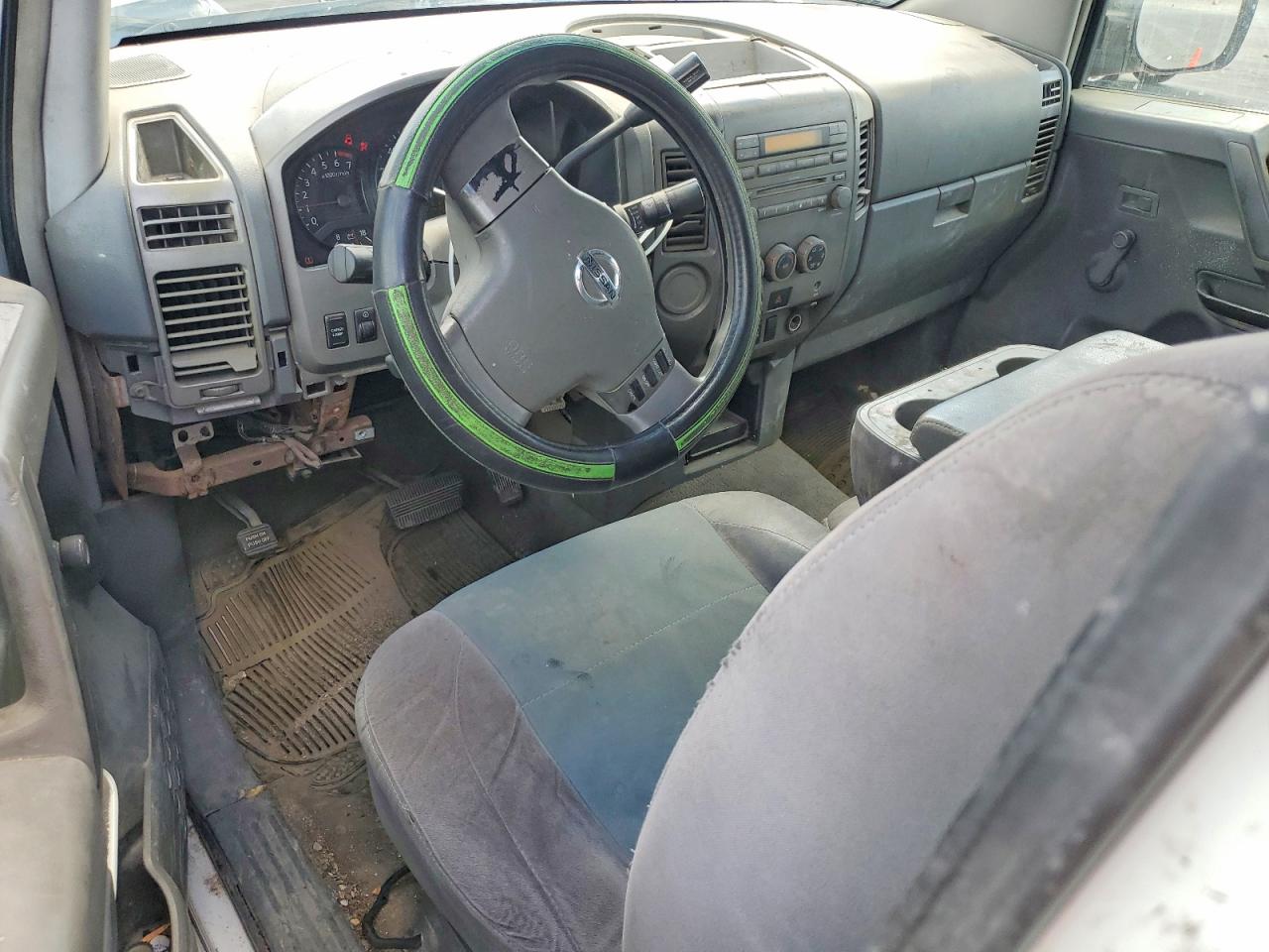 2005 Nissan Titan Xe White vin: 1N6AA06A85N554945