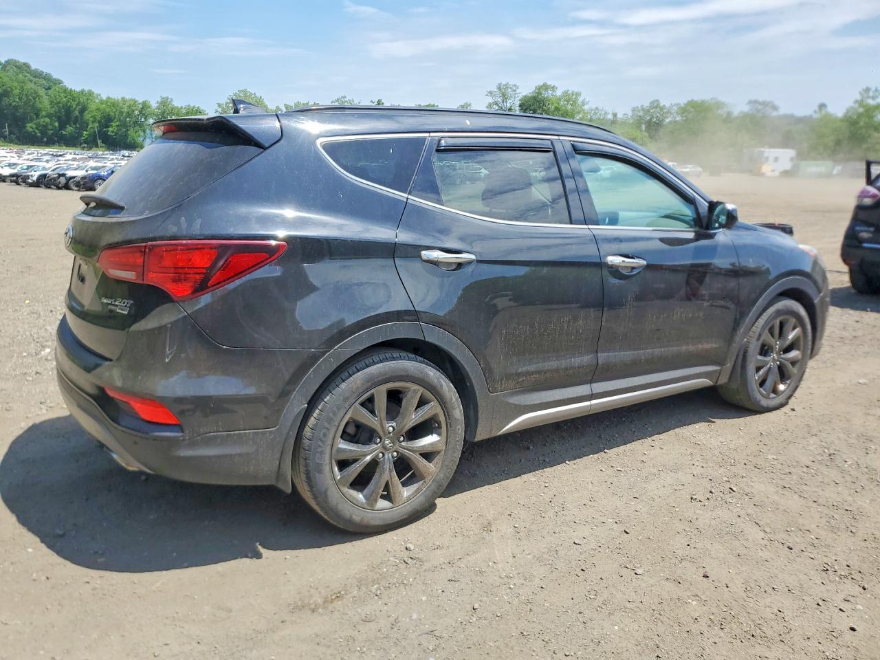 2017 Hyundai Santa Fe Sport 2.0t Ultimate Черный vin: 5XYZWDLA9HG435171