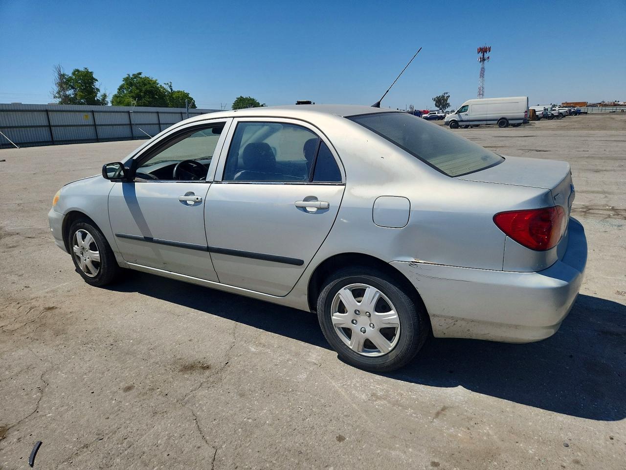 2003 Toyota Corolla Ce Silver vin: 1NXBR32E23Z007159