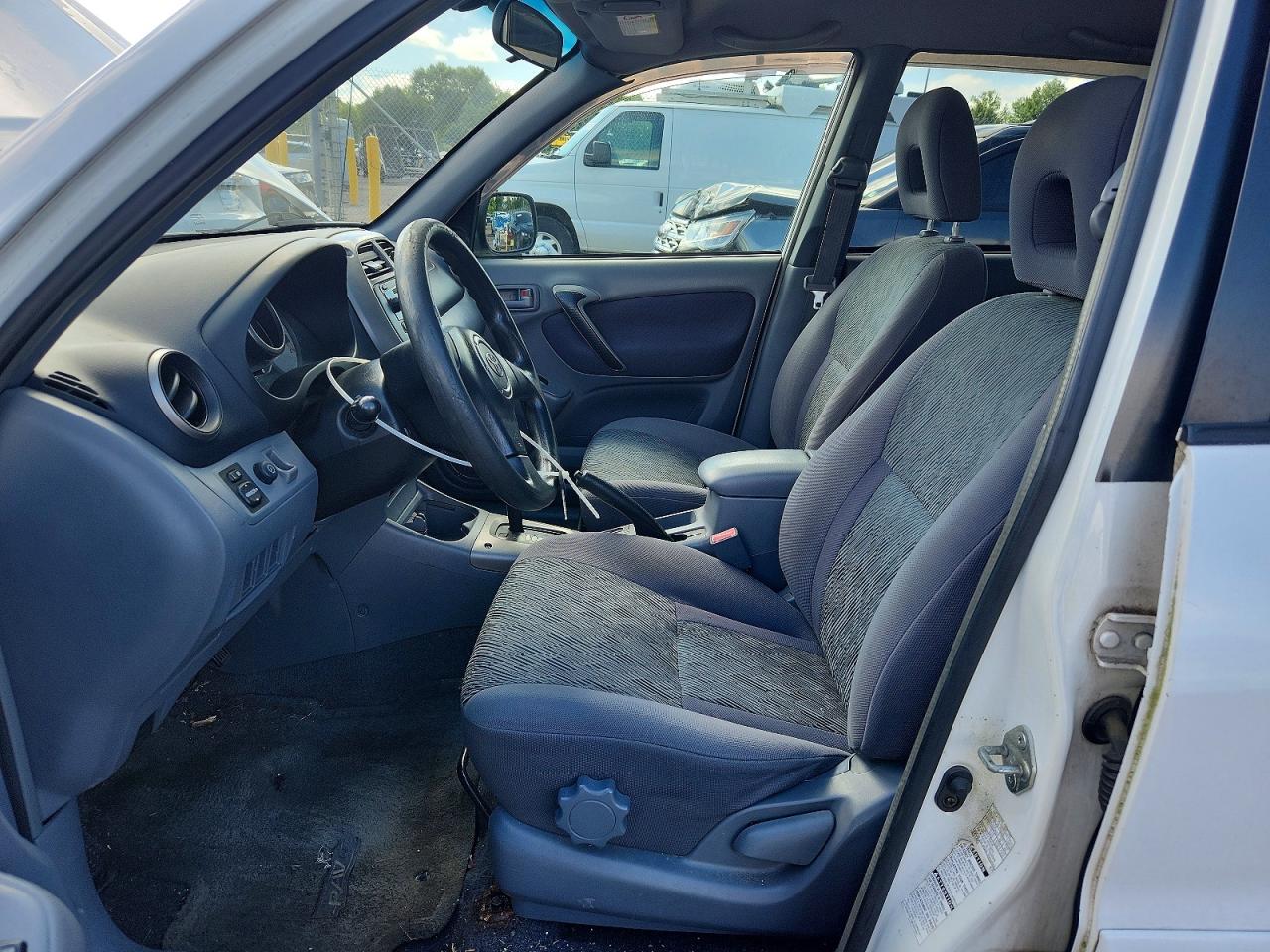 2003 Toyota Rav4 Base White vin: JTEHH20V830256292
