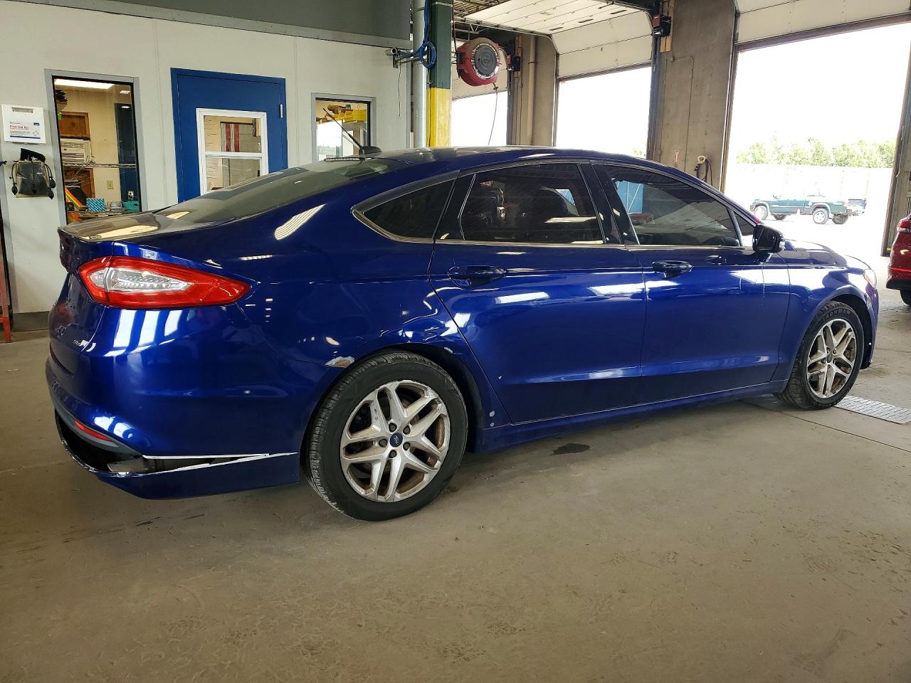 2013 Ford Fusion Se Синий vin: 3FA6P0H75DR220074