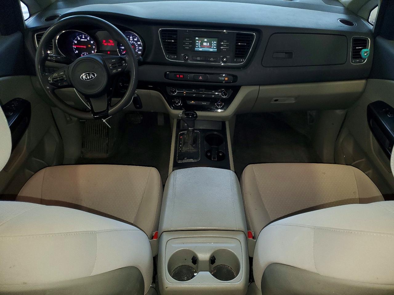 2016 Kia Sedona Lx Silver vin: KNDMB5C1XG6103463