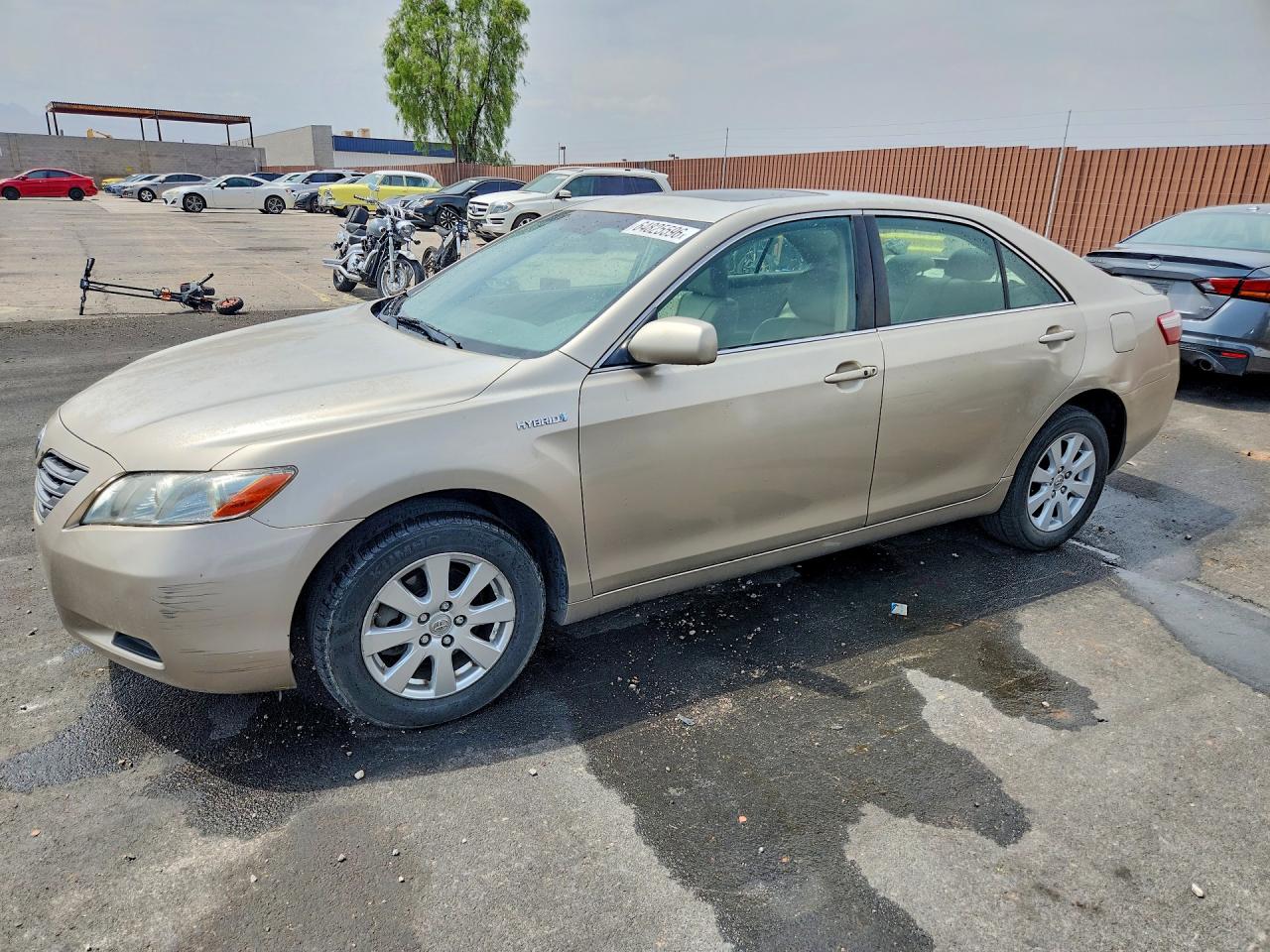 2007 Toyota Camry Hybrid Beige vin: JTNBB46KX73032123