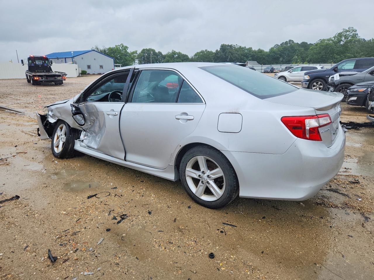 2014 Toyota Camry Se Серебряный vin: 4T1BF1FK3EU323461
