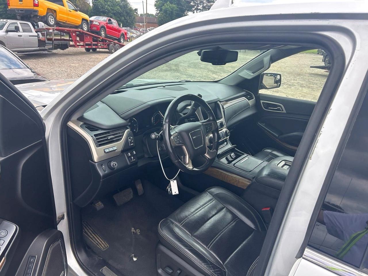 2020 Gmc Yukon Xl Denali Серебряный vin: 1GKS1HKJ1LR202263