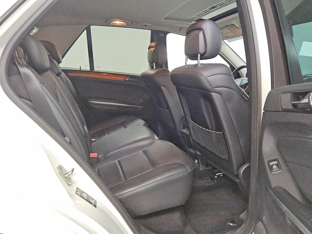 2009 Mercedes-benz Ml 350 White vin: 4JGBB86E99A515148