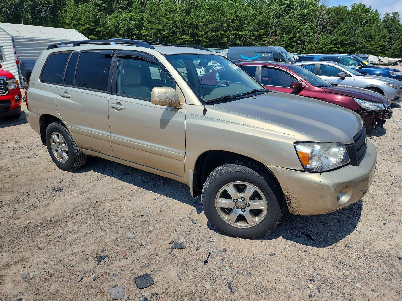 2005 Toyota Highlander Base Tan vin: JTEEP21A050106990