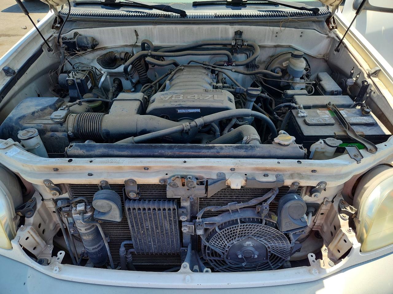 2003 Toyota Sequoia Sr5 Белый vin: 5TDZT34A13S192386