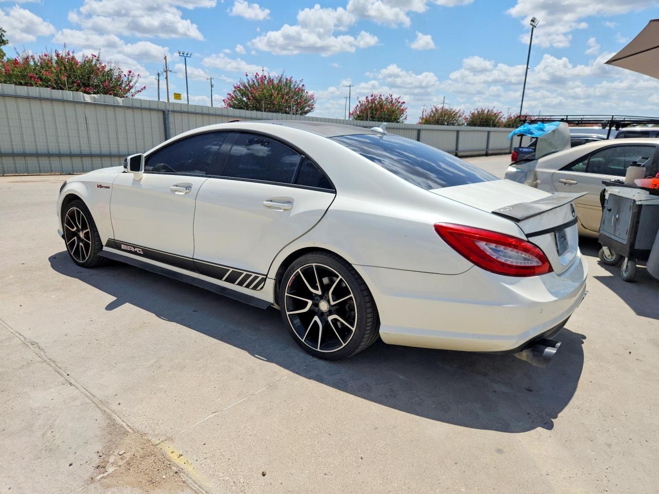 2014 Mercedes-benz Cls 550 White vin: WDDLJ7DB7EA109965
