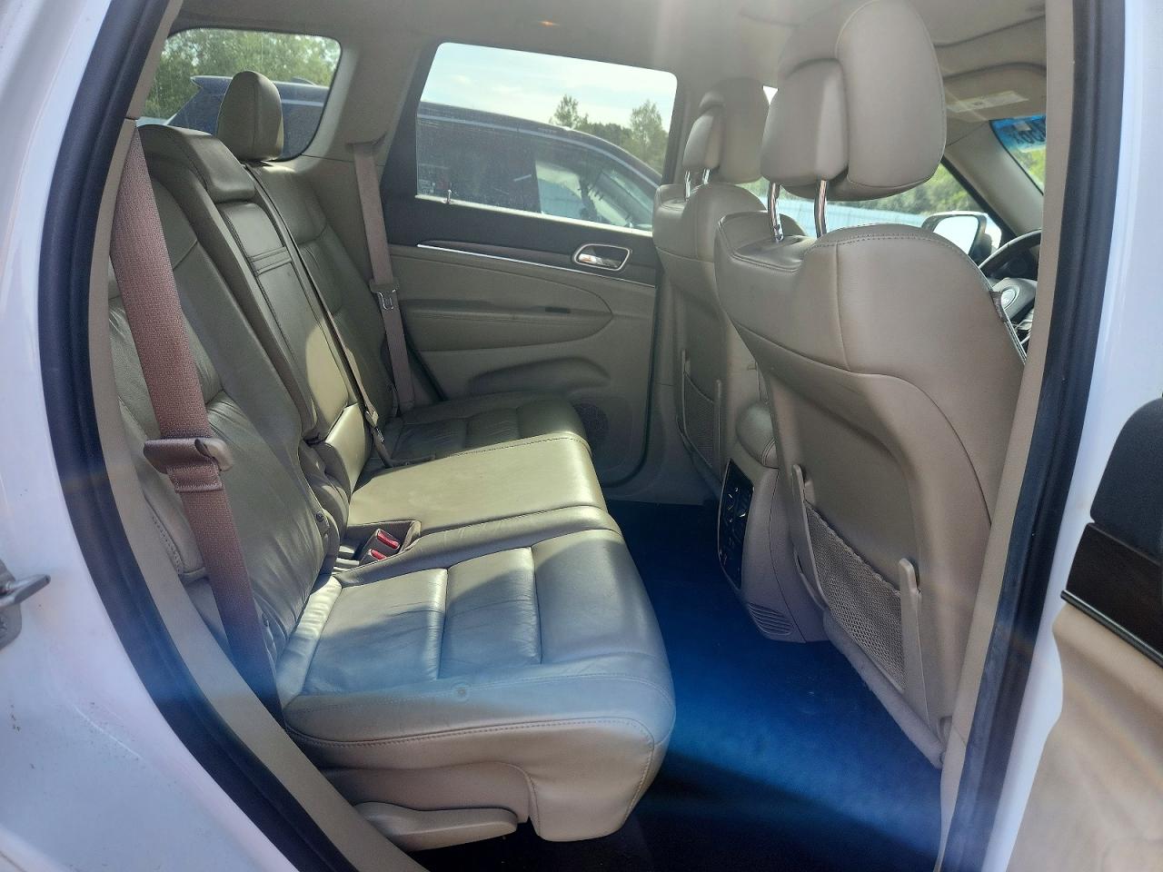 2014 Jeep Grand Cherokee Limited White vin: 1C4RJFBG3EC385660