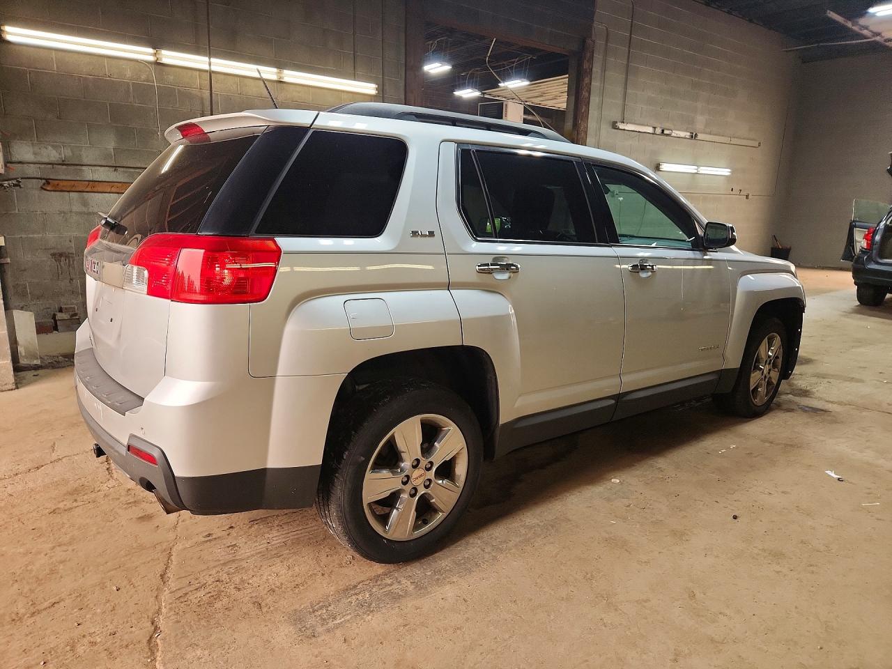 2015 Gmc Terrain Sle Silver vin: 2GKFLRE33F6217765