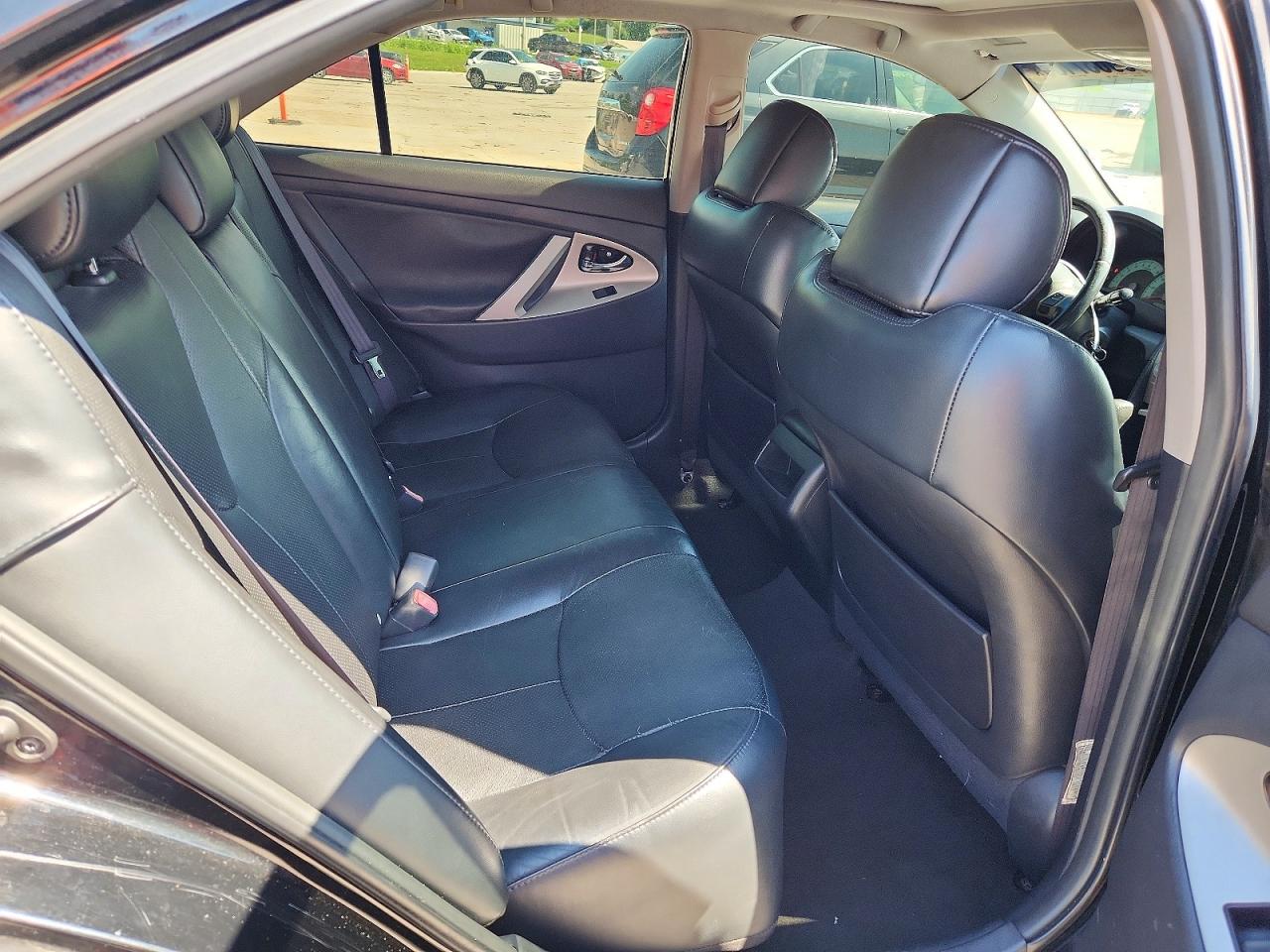 2007 Toyota Camry Se V6 Black vin: 4T1BK46K27U521125