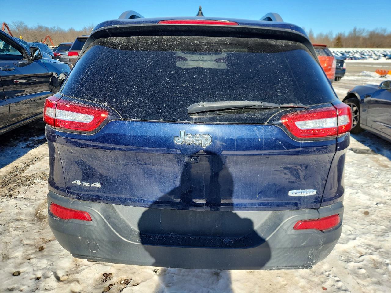 2014 Jeep Cherokee Latitude Blue vin: 1C4PJMCB9EW192460
