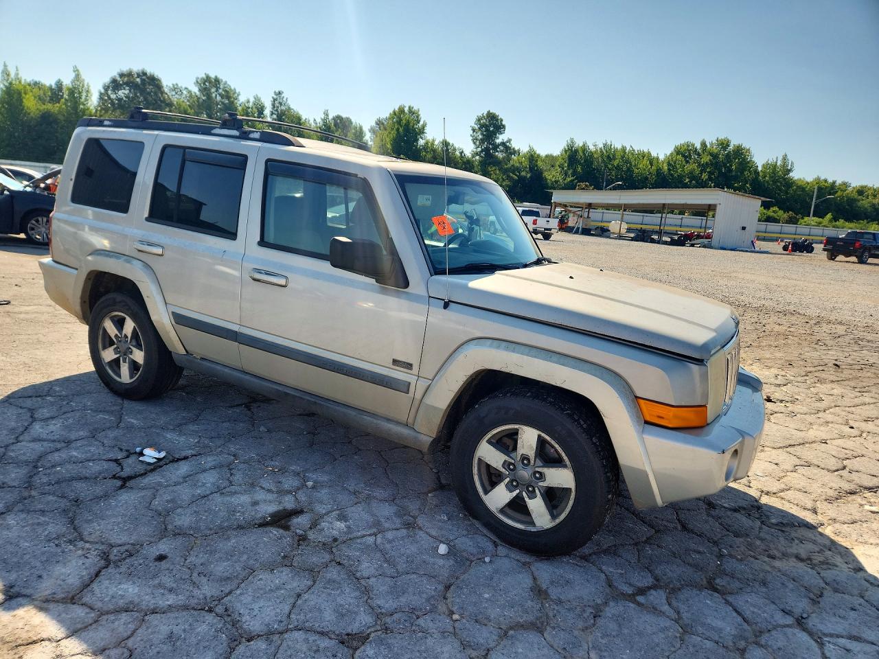 2007 Jeep Commander Бежевый vin: 1J8HH48P57C619571