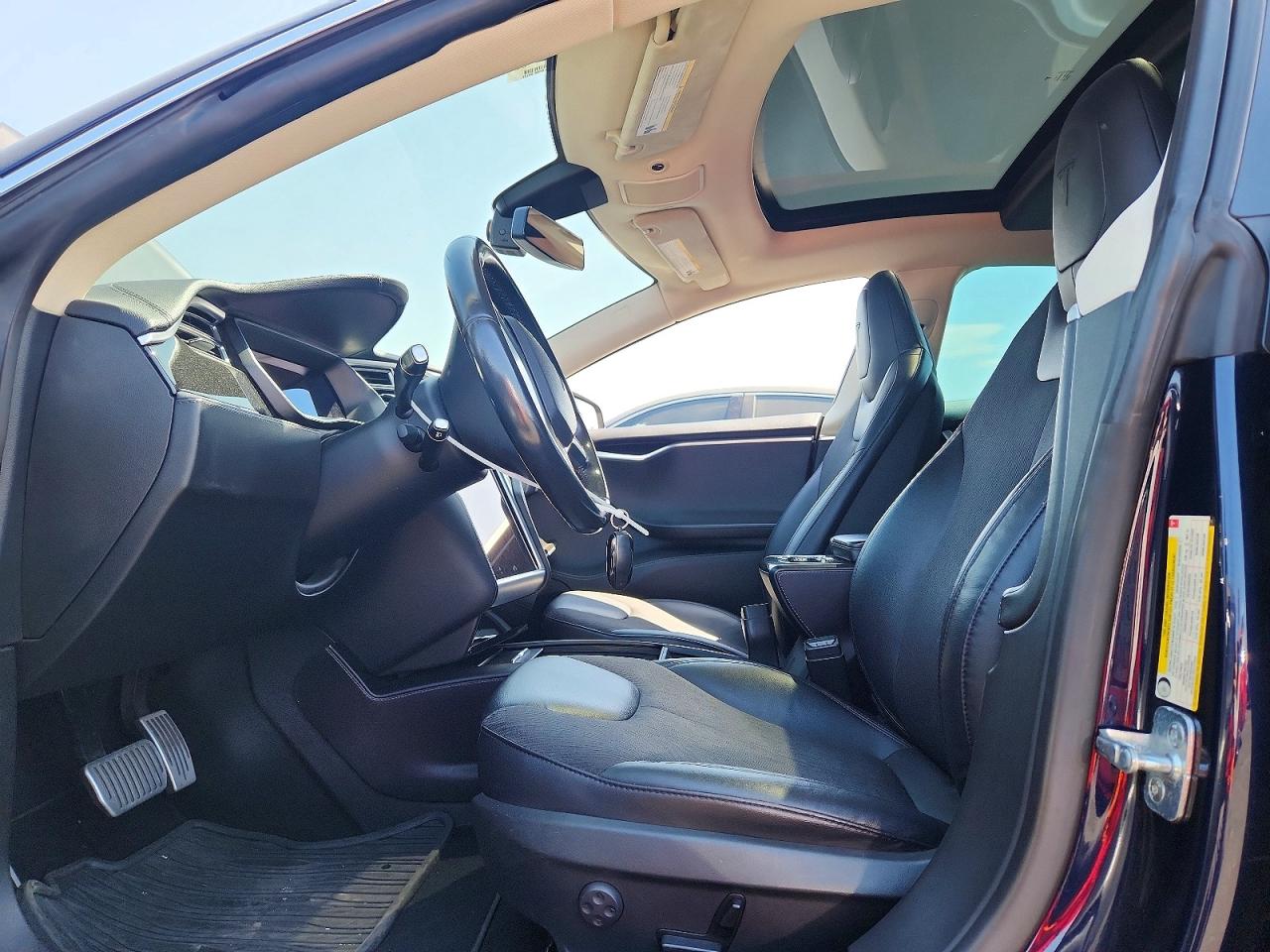 2014 Tesla Model S Black vin: 5YJSA1H19EFP52751