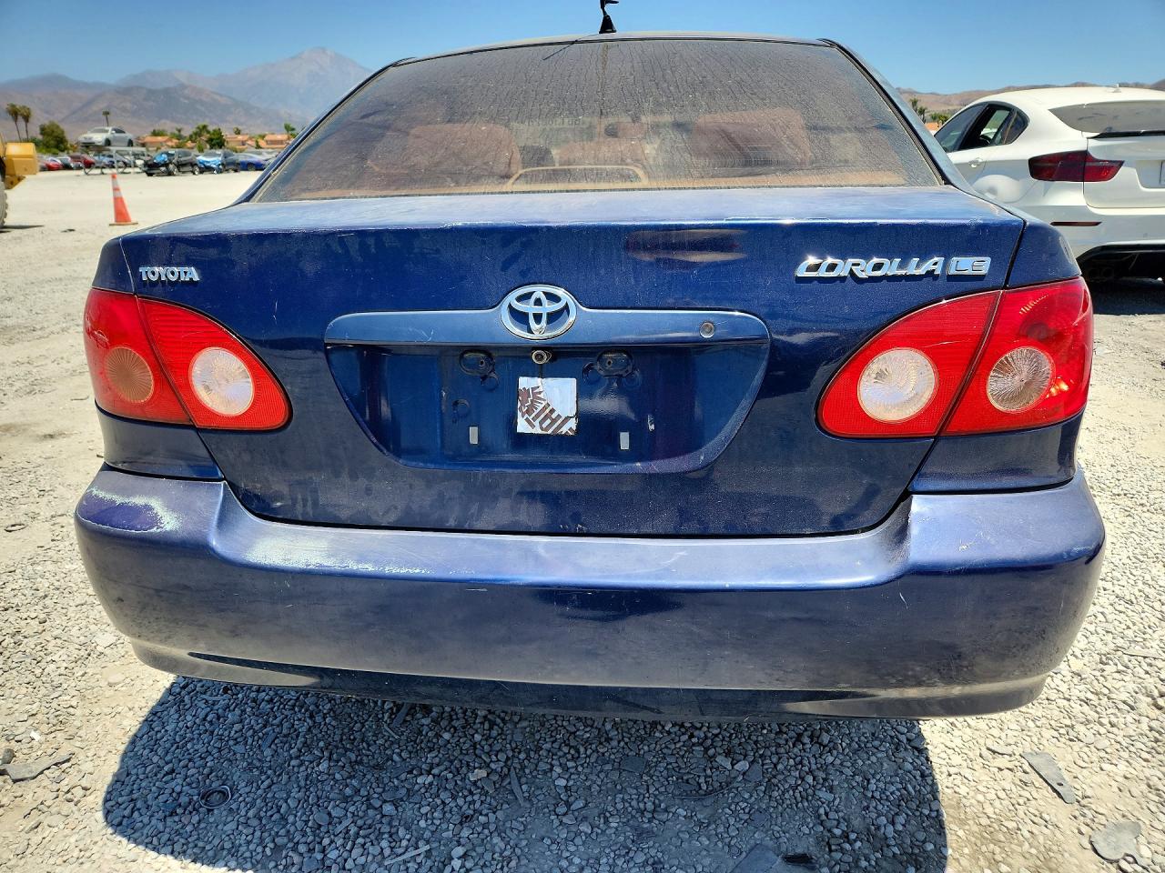 2005 Toyota Corolla Le Blue vin: 1NXBR32E35Z516650