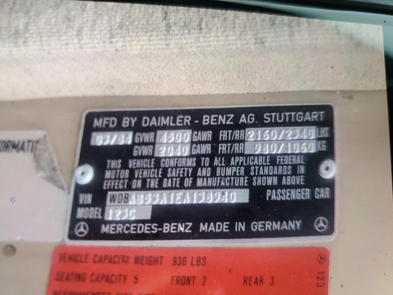 1984 Mercedes-benz 300 Cdt Золотой vin: WDBAB53A1EA138940