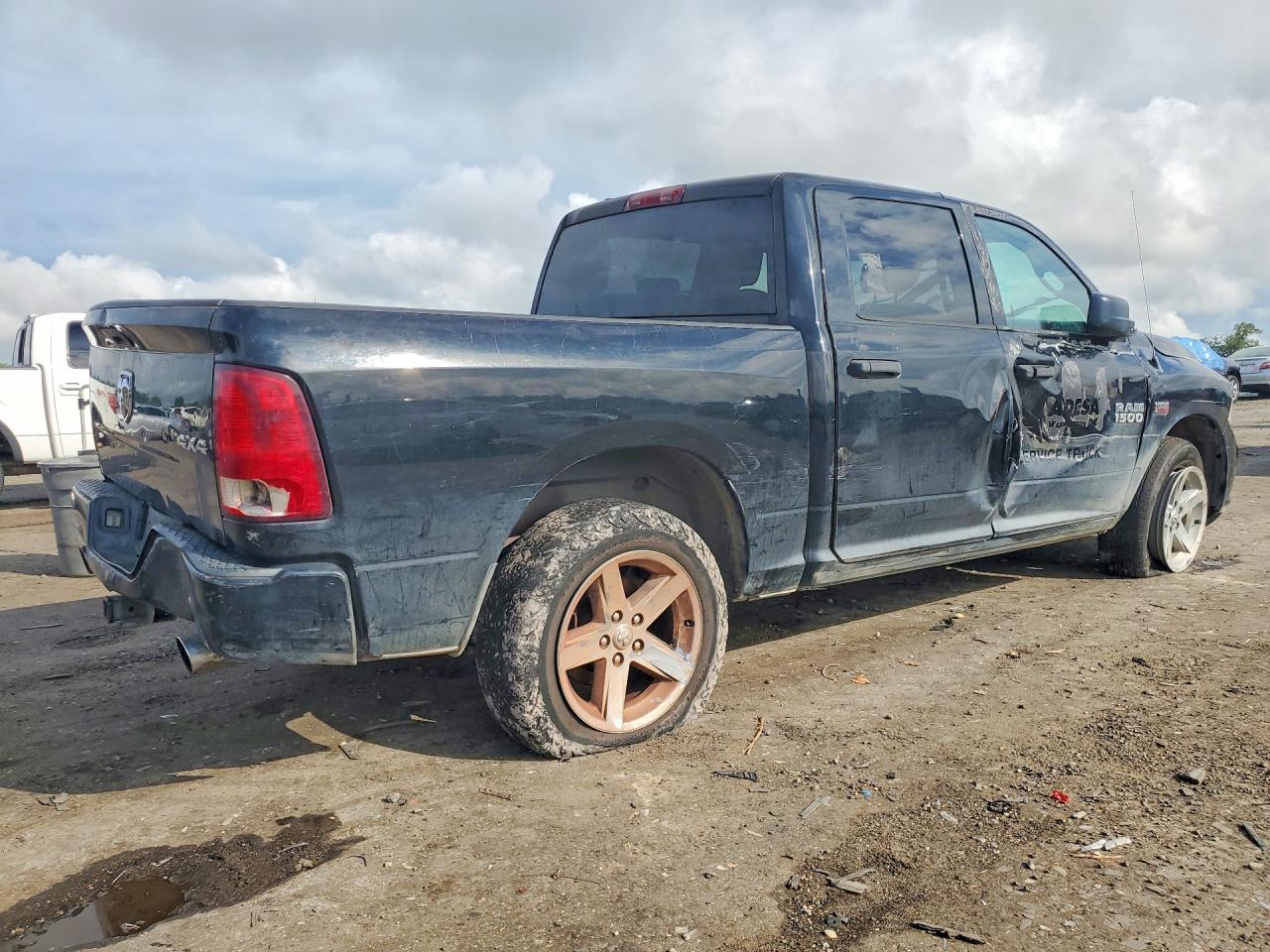 2014 Ram 1500 St Black vin: 1C6RR7KT1ES380546