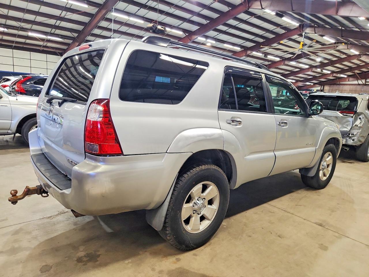 2007 Toyota 4runner Sr5 Silver vin: JTEBU14RX70125587