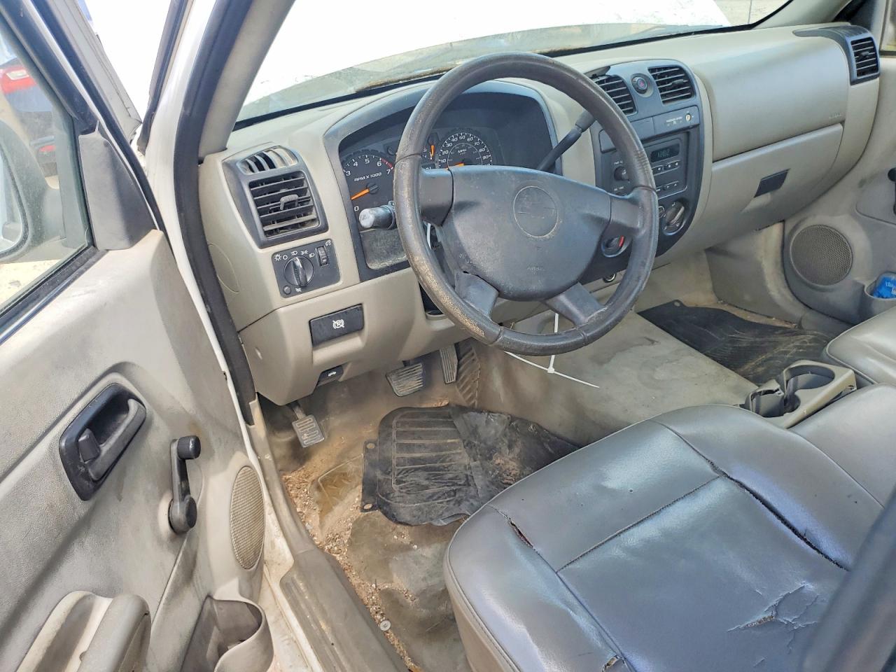 2005 Chevrolet Colorado White vin: 1GCCS148558212057
