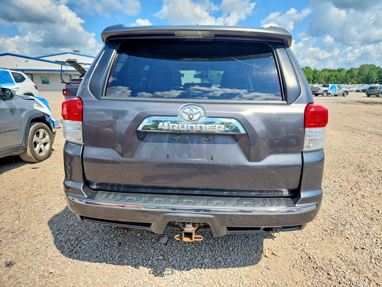 2012 Toyota 4runner Sr5 Серый vin: JTEBU5JR6C5081466