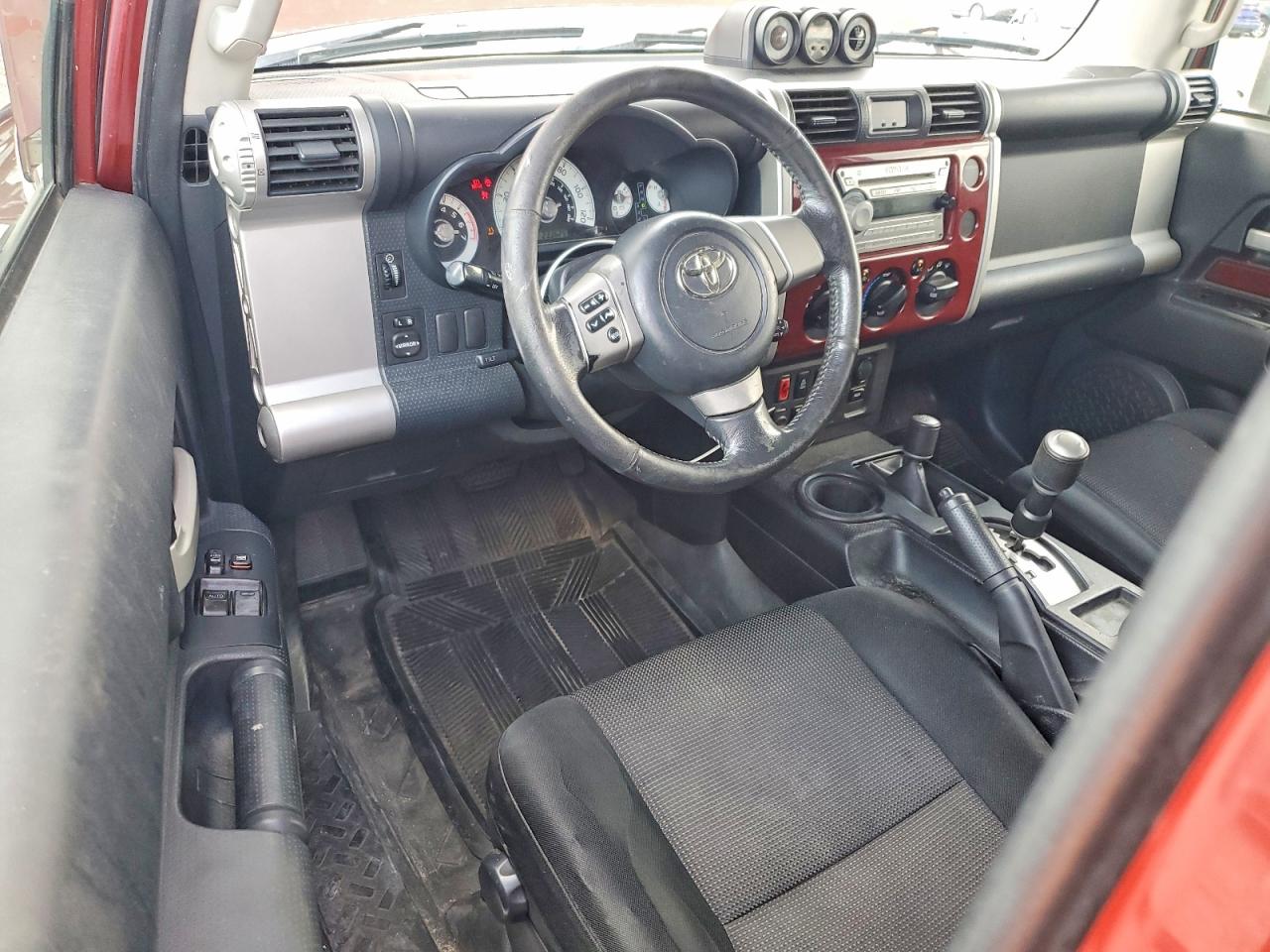 2008 Toyota Fj Cruiser Base Burgundy vin: JTEBU11F58K031178