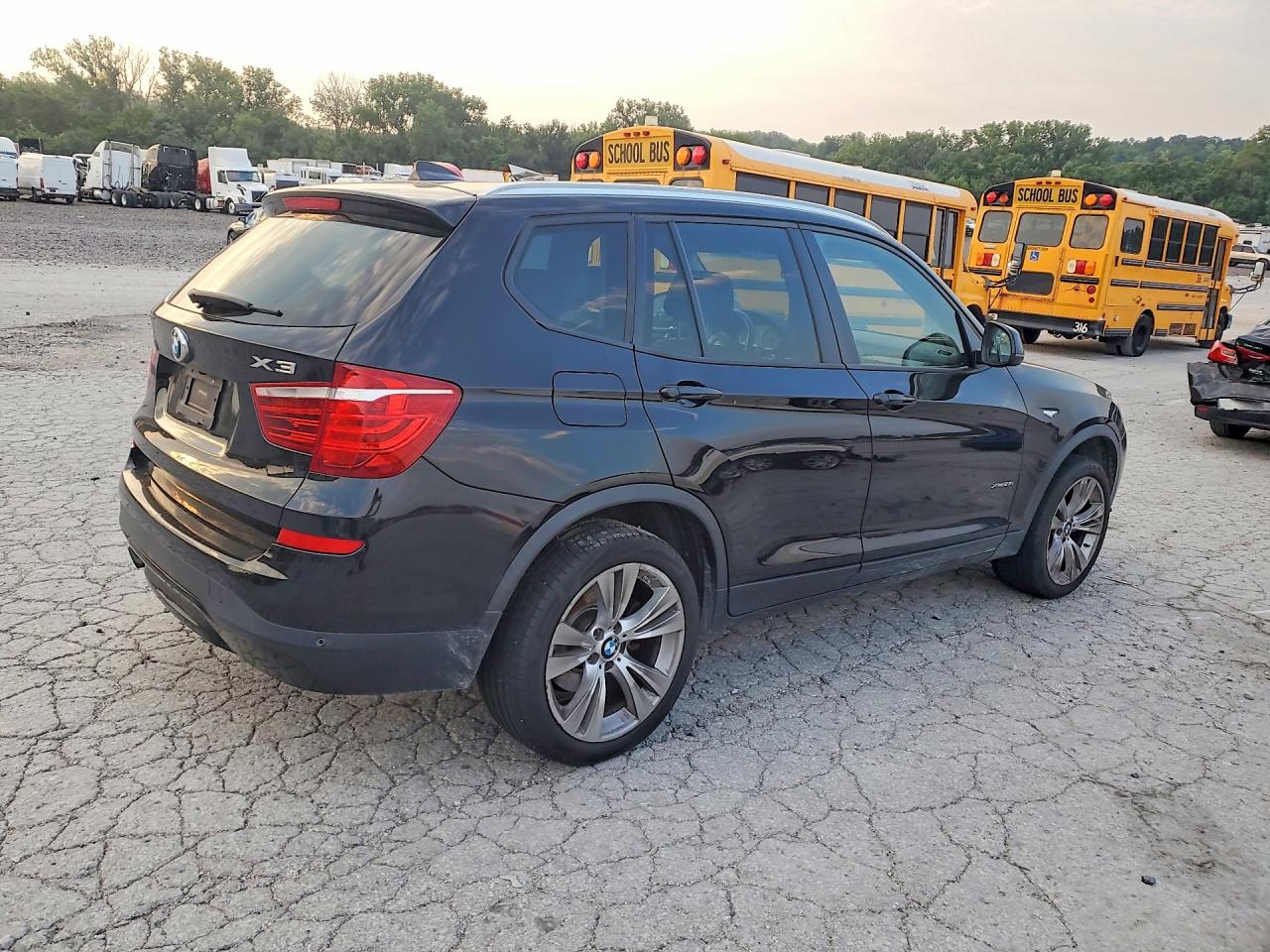 2015 Bmw X3 Xdrive28i Черный vin: 5UXWX9C51F0D62365