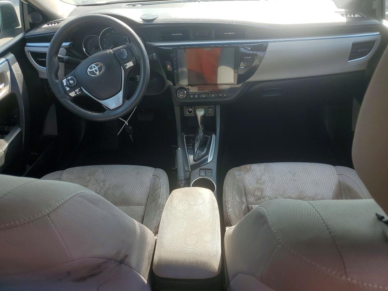 2015 Toyota Corolla Le Белый vin: 5YFBURHE8FP199511